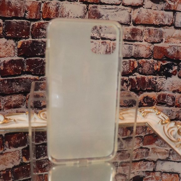 HAUNTED MANSION DESIGN 11 PRO MAX Phone CASE! Never used but not in package - Picture 3 of 4